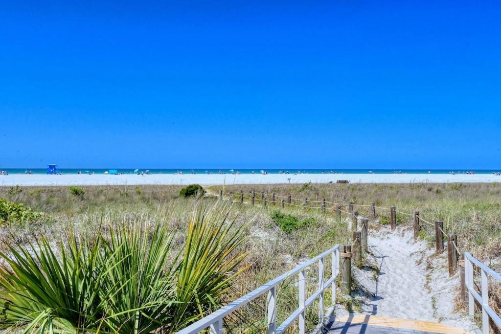 Canal 309 - Right In Siesta Key Village! Dış mekan fotoğraf