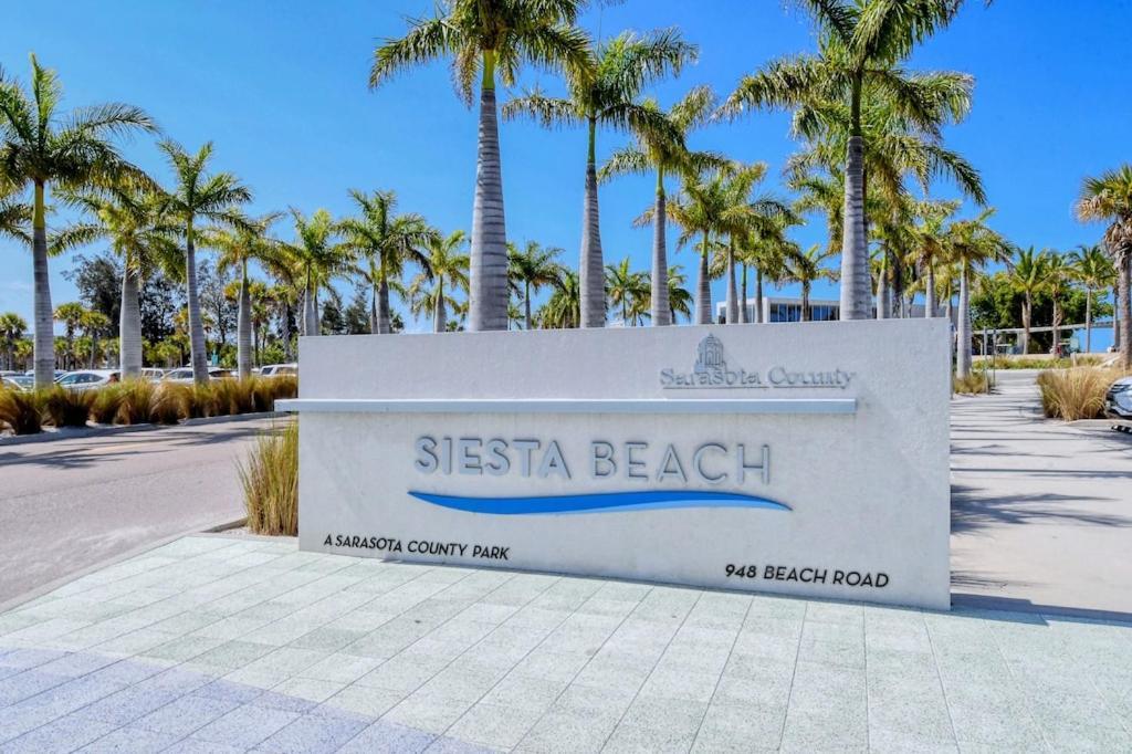 Canal 309 - Right In Siesta Key Village! Dış mekan fotoğraf