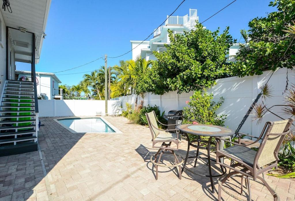 Canal 309 - Right In Siesta Key Village! Dış mekan fotoğraf